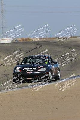 media/Oct-29-2022-CalClub SCCA (Sat) [[e05833b2e9]]/Race Group 3/Qualifying (Outside Grapevine)/